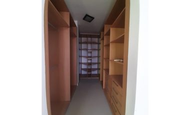 GANGA VENTA DE CASA DE 305 M2 EN COSTA ESMERALDA, COSTA SUR