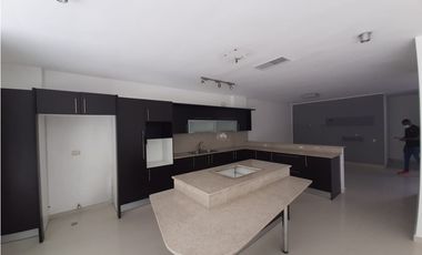 GANGA VENTA DE CASA DE 305 M2 EN COSTA ESMERALDA, COSTA SUR