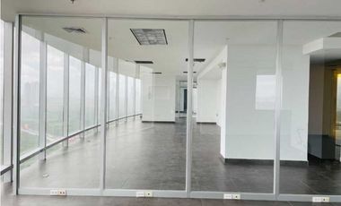 OFICINA EN COSTA DEL ESTE ASEGURADORA ANCON 180 M2 VACIA