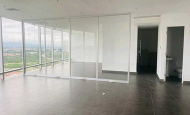 OFICINA EN COSTA DEL ESTE ASEGURADORA ANCON 180 M2 VACIA