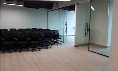 OFICINA  92 M2 AMOBLADA SERVICIOS/MTTO INLCUIDO, EN TOWERBANK CALLE 50