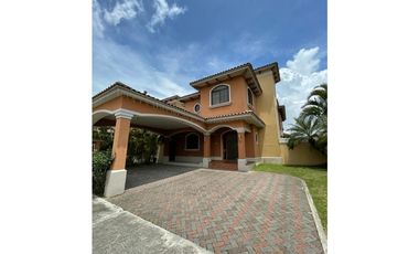 CASA EN COSTA SUR, EL DORAL PRECIO REBAJADO 4 RECAMARAS 425M2 TERRENO