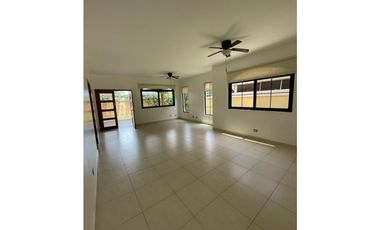 CASA EN COSTA SUR, EL DORAL PRECIO REBAJADO 4 RECAMARAS 425M2 TERRENO