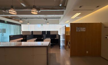 Venta Renta amplia oficina en Santa Fe - Moderno corporativo