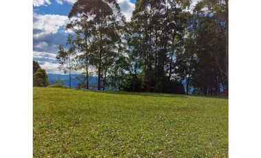 Maravilloso lote para Parcelar en Envigado, sector Escobero