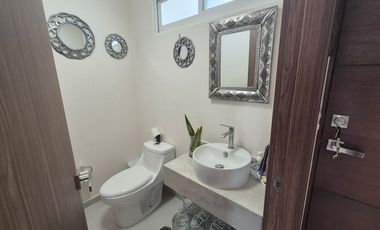 CASA EN VENTA ZINACANTEPEC