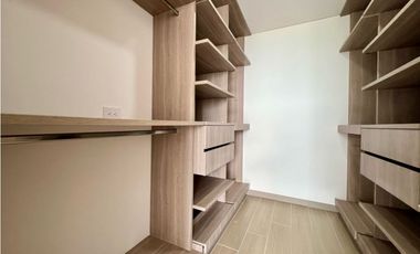 VENTA LUJOSO APARTAMENTO 121MTS2 CERRITOS PEREIRA