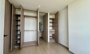 VENTA LUJOSO APARTAMENTO 121MTS2 CERRITOS PEREIRA
