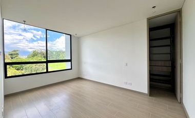 VENTA LUJOSO APARTAMENTO 111 MTS2 CERRITOS PEREIRA