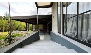 Vendo moderna casa campestre Alto de las palmas