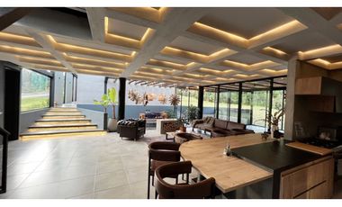 Vendo moderna casa campestre Alto de las palmas