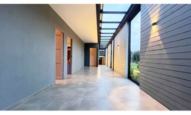 Vendo moderna casa campestre Alto de las palmas