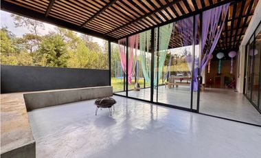 Vendo moderna casa campestre Alto de las palmas