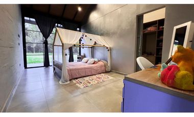 Vendo moderna casa campestre Alto de las palmas