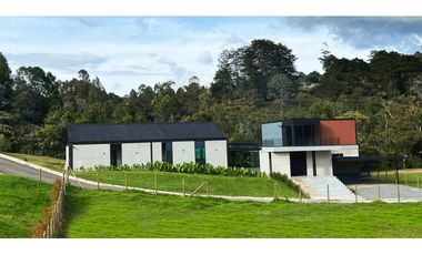 Vendo moderna casa campestre Alto de las palmas