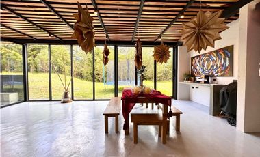 Vendo moderna casa campestre Alto de las palmas