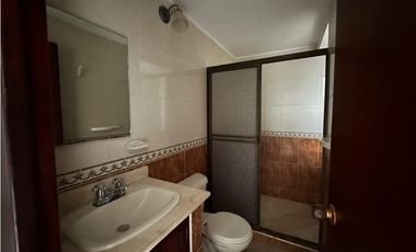 Venta de casa en conjunto cerrado en la  Avenida del Libertador LyJ