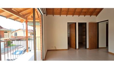 Se arrienda casa unifamiliar, en La Ceja Antiquia.