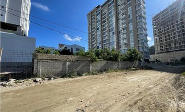 Venta de lote en Playa Salguero cerca del mar 890 m2