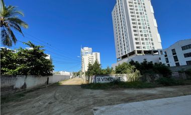 Venta de lote en Playa Salguero cerca del mar 890 m2