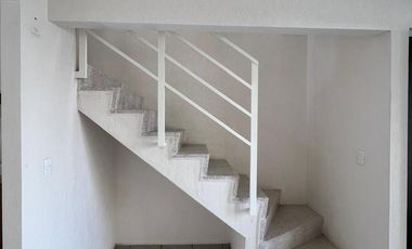 Se Vende Casa Seminueva, La Florida. Temoaya. Estado de México.