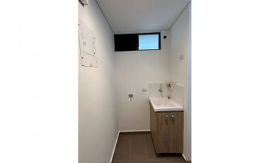 Apartamento en arriendo para ESTRENAR en El Retiro, Vía Circunvalar