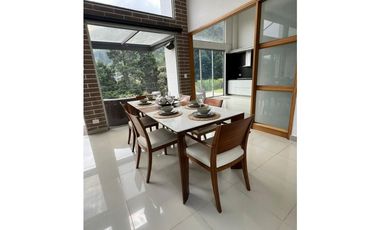 Casa campestre para la venta en la variante Caldas