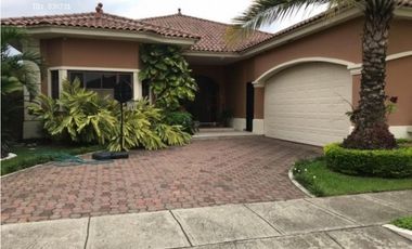 CASA EN COSTA SUR 4 RECAMARAS PH SUNSET COAST