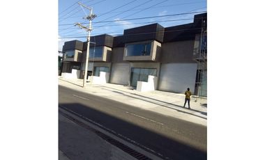 GALERA A ESTRENAR DE 600M2 EN CHANIS