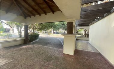 CASA PARA USO RESIDENCIAL O COMERCIAL EN AMADOR