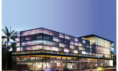 OFICINA LISTA EN EL DORADO CITY CENTER 120M2