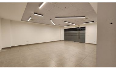OFICINA LISTA EN EL DORADO CITY CENTER 120M2