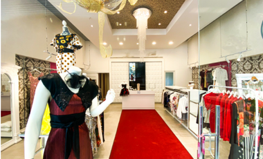 LOCAL de 78 m2 EN AVENIDA BALBOA