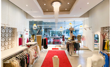 LOCAL de 78 m2 EN AVENIDA BALBOA