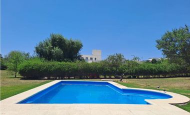 Casa estilo moderno ~ de categoria vendo!!