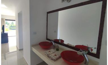 Casa estilo moderno ~ de categoria vendo!!
