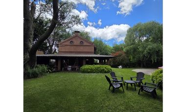 VENTA CASA QUINTA MAR DE COBOS