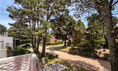 DUPLEX EN VENTA EN PINAMAR 3 DORMITORIOS