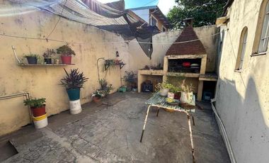 Casa en venta en Isidro Casanova