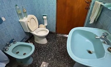 Casa en venta en Isidro Casanova