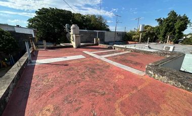 Casa en venta en Isidro Casanova