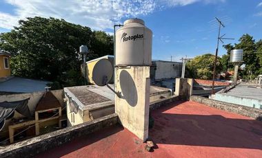 Casa en venta en Isidro Casanova