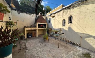 Casa en venta en Isidro Casanova