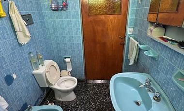 Casa en venta en Isidro Casanova