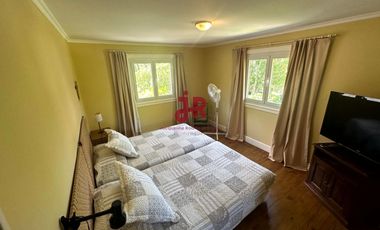 CASA EN VENTA (CARILO) - 4 DORMITORIOS - 4 BAÑOS