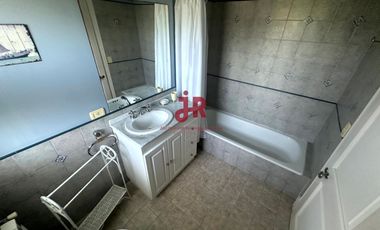 CASA EN VENTA (CARILO) - 4 DORMITORIOS - 4 BAÑOS