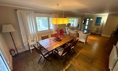 CASA EN VENTA (CARILO) - 4 DORMITORIOS - 4 BAÑOS