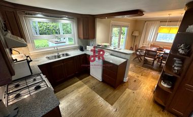 CASA EN VENTA (CARILO) - 4 DORMITORIOS - 4 BAÑOS