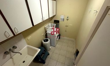 CASA EN VENTA (CARILO) - 4 DORMITORIOS - 4 BAÑOS