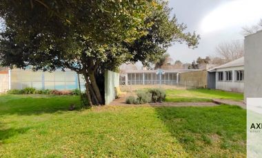 12 E/421 y 422-Casa+Taller+Depósito+S.U.M. sobre lote de 716 m2